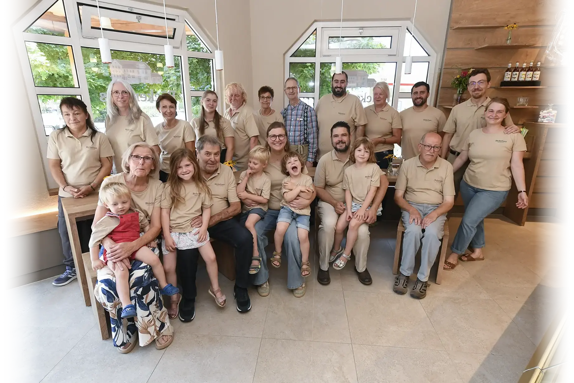 Gruppenbild_Baeckerhaus_Neu